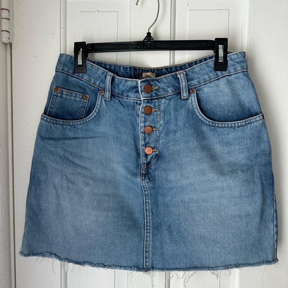 Roxy Denim Mini Skirt Button Up Raw Hem Size L
